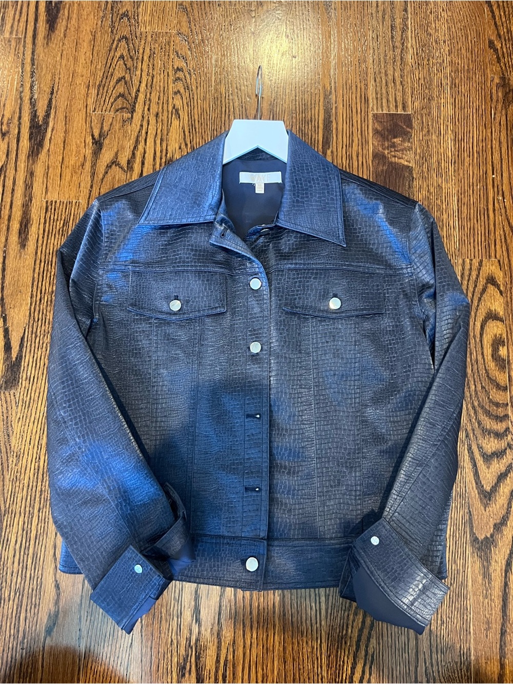WAYF Textured Dark Navy Cropped Jacket